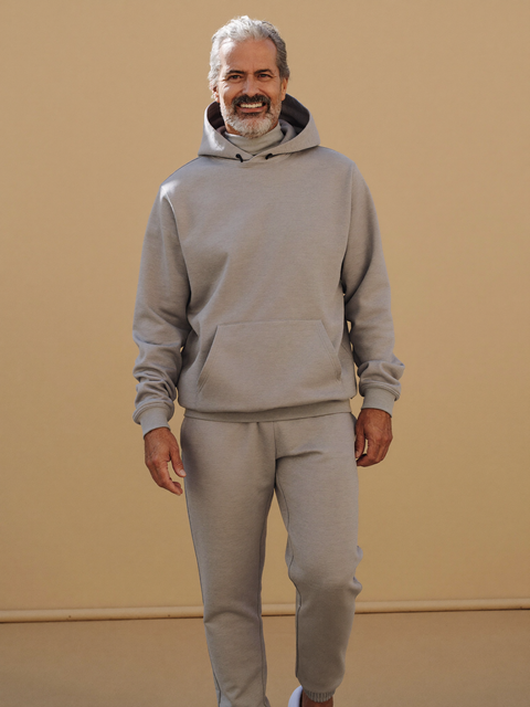 Hoodies & sweats